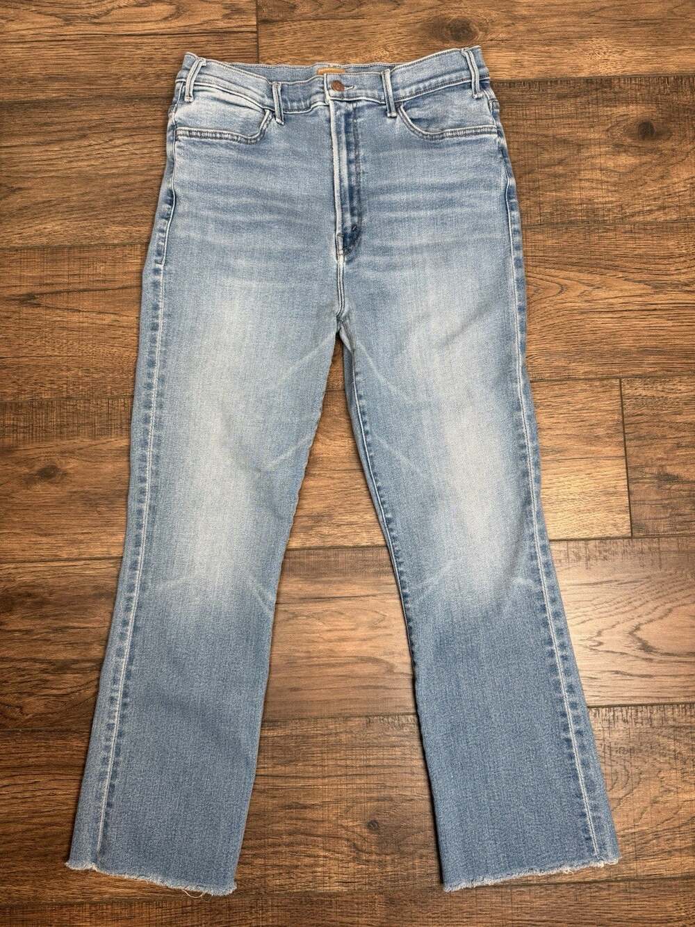 MOTHER Jeans Women's Size 34 The Hustler Ankle Fray Light Blue Denim